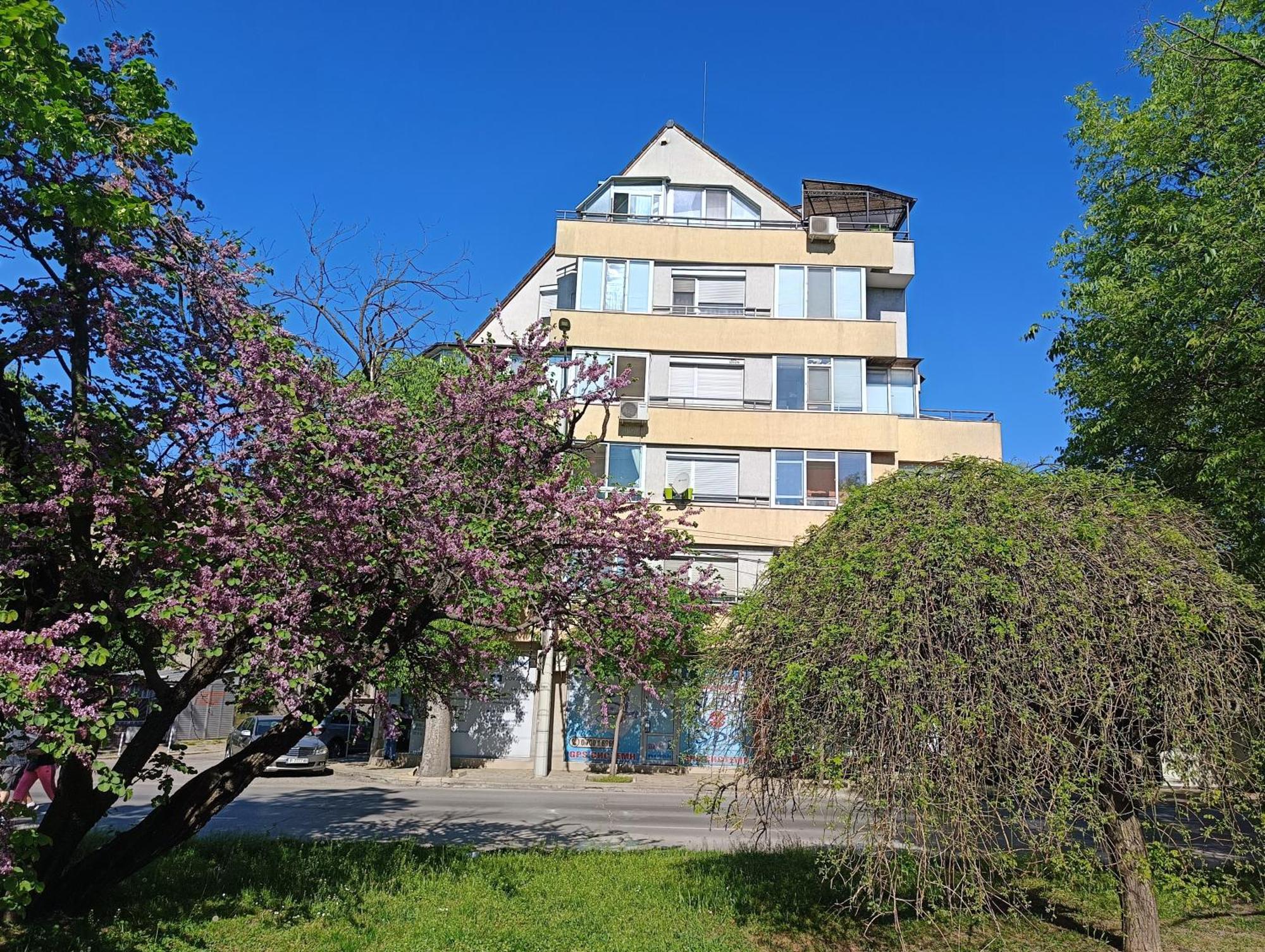 Mdm Apartment City Center Felicita Deluxe Русе Екстериор снимка