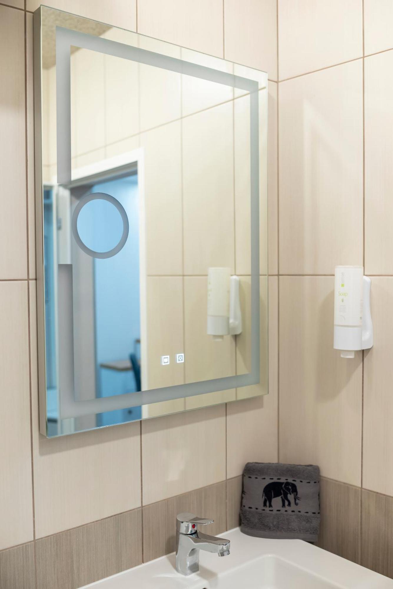 Mdm Apartment City Center Felicita Deluxe Русе Екстериор снимка